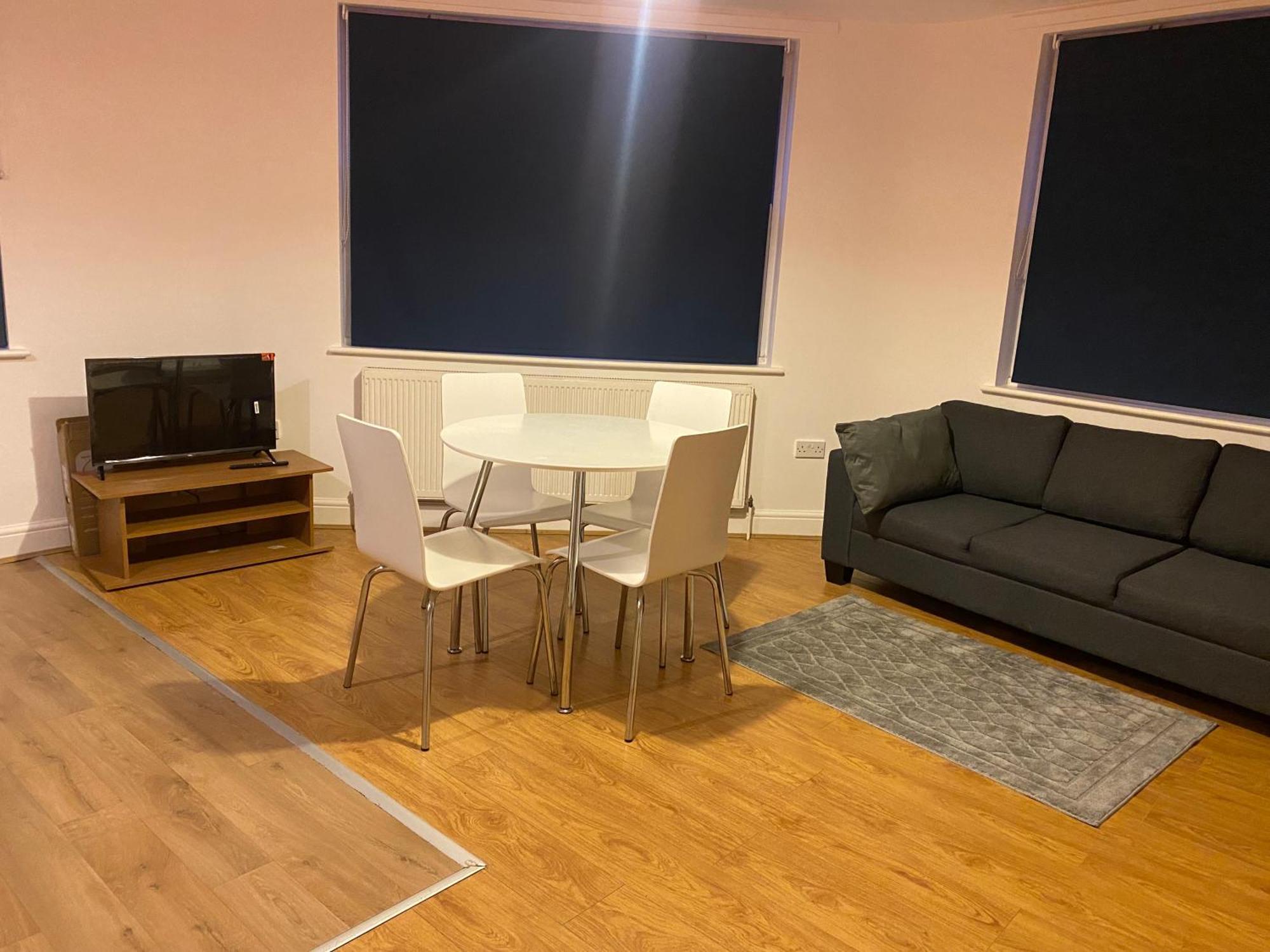 Lovely Cozy One Bedroom Apartment In Whitechapel Londra Esterno foto